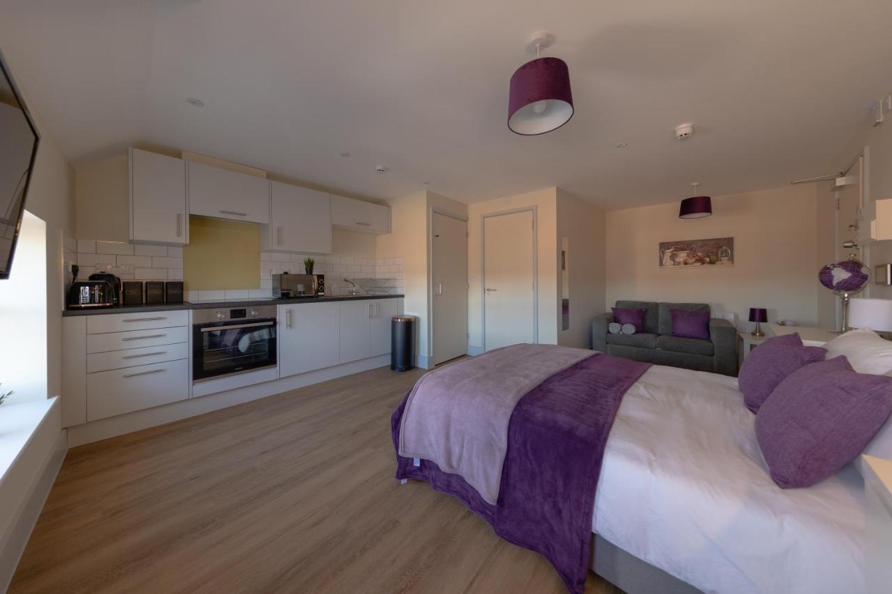 Isabella House - Hereford City Centre Aparthotel, By Rentmyhouse Eksteriør billede
